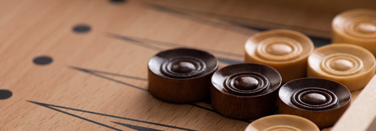 Villament Hills Carrom